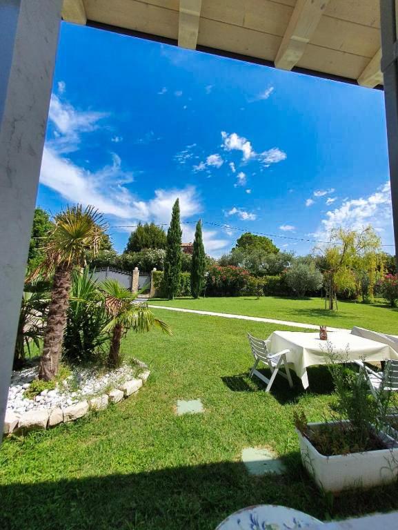 Villa Claudia バルドリーノ エクステリア 写真